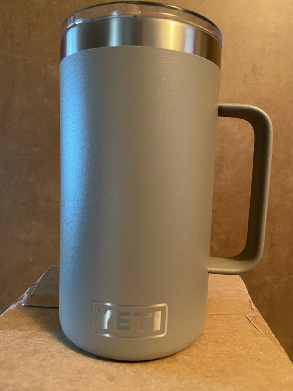 Yeti Tall Insulated Travel Mug - Silver